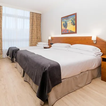 Milagros Golf Hotel Mogro