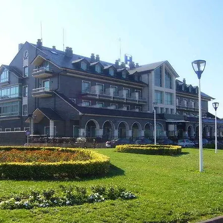 Отель Milagros Golf
