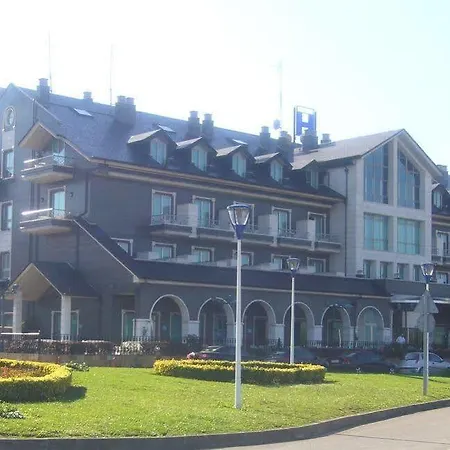 Отель Milagros Golf