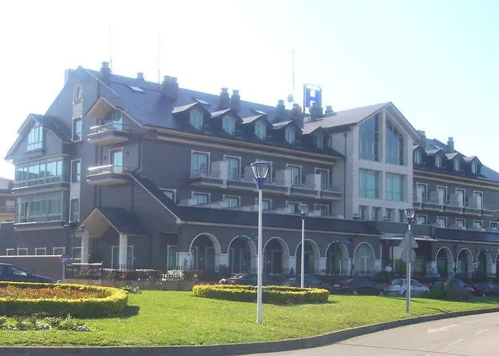 酒店 Milagros Golf