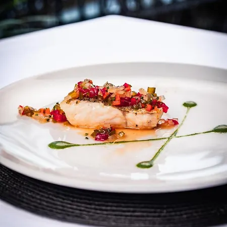 Milagros Golf فندق